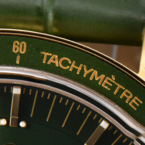 Speedmaster Moonwatch 42.5mm V6SF YG/Green Dial Green Rubber Strap Manual Chrono - Image 30