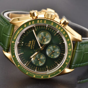 Speedmaster Moonwatch 42.5mm V6SF YG/Green Dial Green Rubber Strap Manual Chrono - Image 33