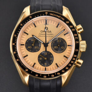 Speedmaster Moonwatch 42.5mm V6SF YG Dial Black Rubber Strap Manual Chrono