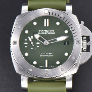 PAM1055 42mm Luminor Submersible VSF on Green Rubber Strap P.900 Clone