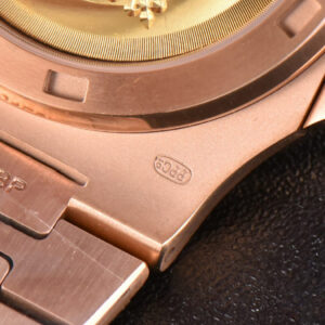 Nautilus 5711/1R PPF White Textured Dial on RG Bracelet 324CS V5 - Image 16
