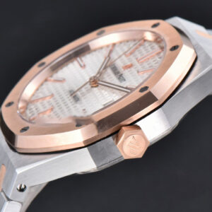 Royal Oak Ladies 67651SR 33mm ZF RG/SS Diamond White Dial RG/SS Bracelet Quartz - Image 6