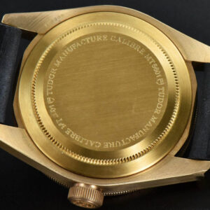 Heritage Black Bay Bronze Gray 43MM XF RG Black Dial Leather Strap A5612 V3 - Image 9