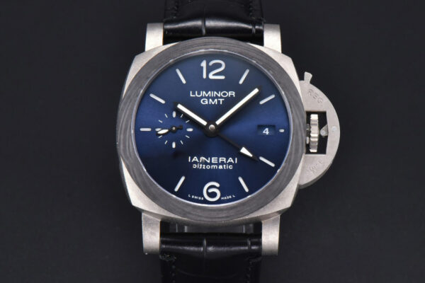 PAM1279 Luminor GMT 42mm Titanium VSF Blue Dial Black Leather Strap P9011