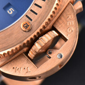 PAM1074 Submersible Quaranta Bronze 42mm VSF Blue Dial Blue Leather Strap P900 - Image 7