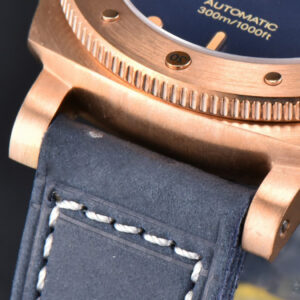 PAM1074 Submersible Quaranta Bronze 42mm VSF Blue Dial Blue Leather Strap P900 - Image 9
