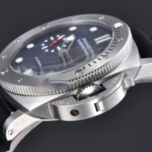 PAM1391 44mm Submersible Quaranta TTF Blue Dial Rubber Strap P9010 - Image 25