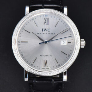 Portofino V7F 40MM Diamond Silver Dial Black Leather Strap A2892