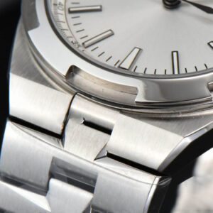 Overseas 4500V 41mm ZF White Dial SS Bracelet A5100 - Image 14