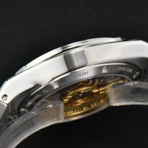 Overseas 4500V 41mm ZF White Dial SS Bracelet A5100 - Image 19