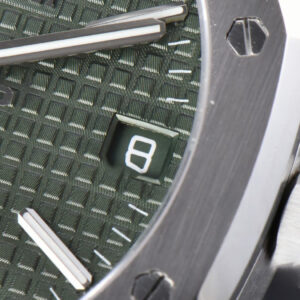 Royal Oak 15510 “50th Anniversary” ORF 41MM SS Green Dial SS Bracelet SA4302 - Image 11