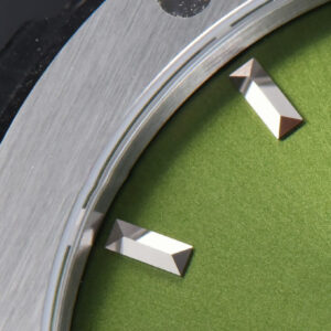 Classic Fusion 42mm SS JJ+F Green Dial Green Rubber Strap A1110 - Image 2