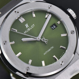 Classic Fusion 42mm SS JJ+F Green Dial Green Rubber Strap A1110 - Image 8
