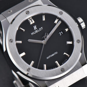 Classic Fusion 42mm SS JJ+F Gray Dial Black Rubber Strap A1110 - Image 2