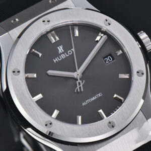 Classic Fusion 42mm SS JJ+F Black Dial Black Rubber Strap A1110 - Image 23