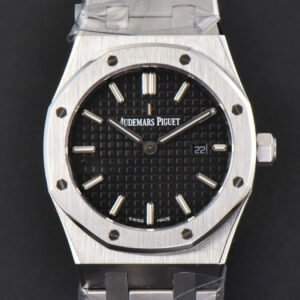 Royal Oak Ladies 33mm 8F Black Dial SS Bracelet Swiss Quartz