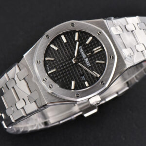 Royal Oak Ladies 33mm 8F Black Dial SS Bracelet Swiss Quartz - Image 4