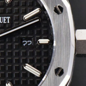 Royal Oak Ladies 33mm 8F Black Dial SS Bracelet Swiss Quartz - Image 9