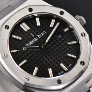 Royal Oak Ladies 33mm 8F Black Dial SS Bracelet Swiss Quartz - Image 11