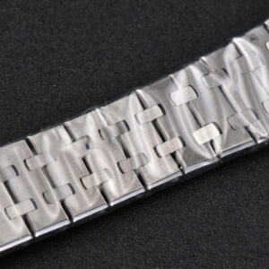 Royal Oak Ladies 33mm 8F Diamond Black Dial SS Bracelet Swiss Quartz - Image 8