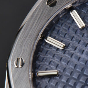 Royal Oak Ladies 33mm 8F Blue Dial SS Bracelet Swiss Quartz - Image 22