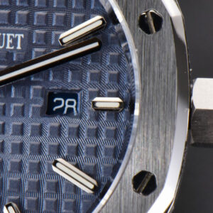Royal Oak Ladies 33mm 8F Blue Dial SS Bracelet Swiss Quartz - Image 25