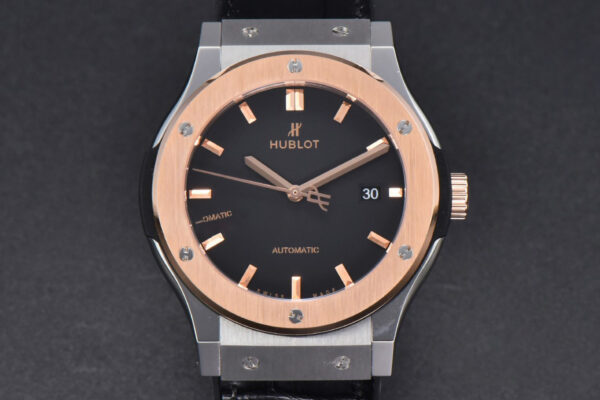 Classic Fusion 42mm RG/SS JJ+F Black Dial Black Leather Strap A1110