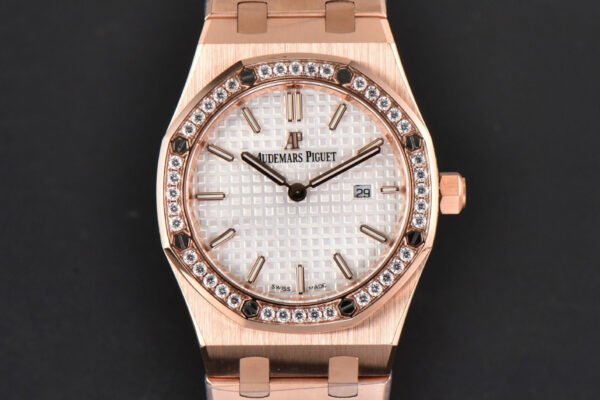 Royal Oak Ladies 33mm RG 8F Diamond White Dial RG Bracelet Swiss Quartz