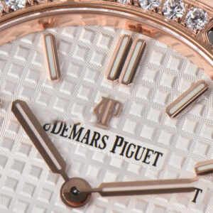 Royal Oak Ladies 33mm RG 8F Diamond White Dial RG Bracelet Swiss Quartz - Image 6