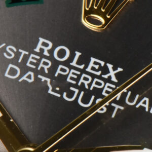 DateJust 36MM YG/SS BPF Smooth Wimbledom Gray Dial Green Roma Marker Oyster Bracelet 2824 - Image 6
