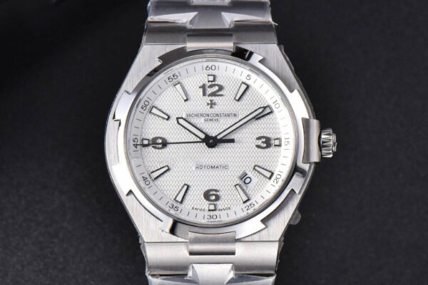 Overseas 47040 MKF 42MM White Textured Dial SS Bracelet 9015