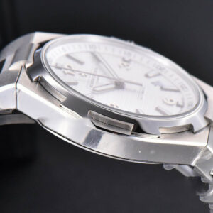 Overseas 47040 MKF 42MM White Textured Dial Rubber Strap 9015 - Image 4