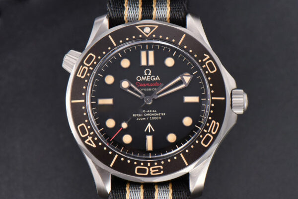 Seamaster 300 “No Time to Die” Limited Edition VSF 42MM Nato Strap( Metal Bracelet ) V4