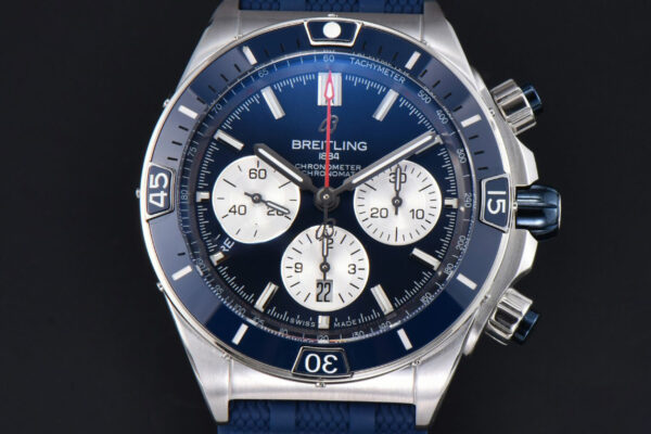 Chronomat B01 42mm BLSF Blue Bezel Blue Dial White Subdial White Rubber Strap 7750
