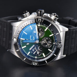 Chronomat B01 44mm BLSF Black Bezel Green Dial Rubber Strap 7750 - Image 2