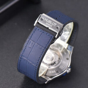Classic Fusion Bang WWF 45mm PVD Black Dila Rubber Strap HUB11 - Image 11