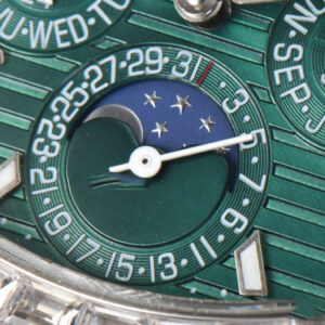 Nautilus 5740 40mm TWF Diamond Green Dial SS Bracelet A240 - Image 24