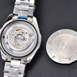 Aquaracer Caliber 5 43mm OF Black Dial Silver Hand SS Bracelet SW200 - Image 9