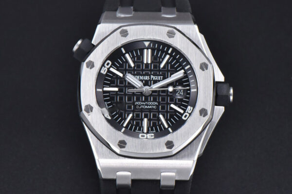 Royal Oak Offshore Diver 15703 42mm ZF Black Dial Black Rubber Strap SA3120