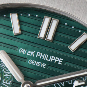 Nautilus 5740 40mm TWF Green Dial SS Bracelet A240 - Image 17