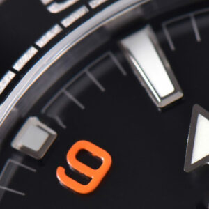 Planet Ocean 600m 43.5mm VSF Black Dial 1/4 Orange Bezel SS Bracelet A8900 - Image 2