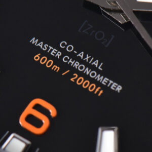 Planet Ocean 600m 43.5mm VSF Black Dial 1/4 Orange Bezel SS Bracelet A8900 - Image 3