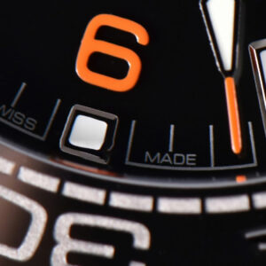 Planet Ocean 600m 43.5mm VSF Black Dial 1/4 Orange Bezel SS Bracelet A8900 - Image 4