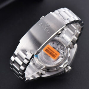 Planet Ocean 600m 43.5mm VSF Black Dial 1/4 Orange Bezel SS Bracelet A8900 - Image 9