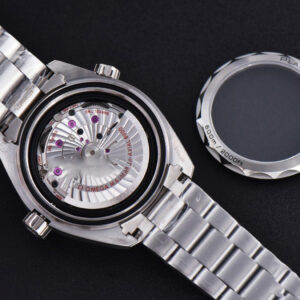 Planet Ocean 600m 43.5mm VSF Black Dial 1/4 Orange Bezel SS Bracelet A8900 - Image 19