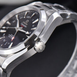 Aqua Terra 150M 41.5mm GMT VSF Black Textured Dial SS Bracelet A8605 - Image 7