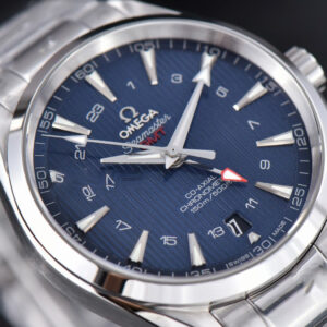 Aqua Terra 150M 41.5mm GMT VSF Blue Textured Dial SS Bracelet A8605 - Image 19