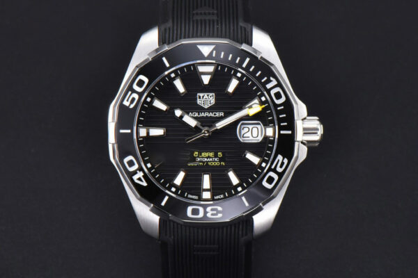 Aquaracer Calibre 5 OF 43MM Black Dial Black Bezel Rubber Strap Swiss SW200