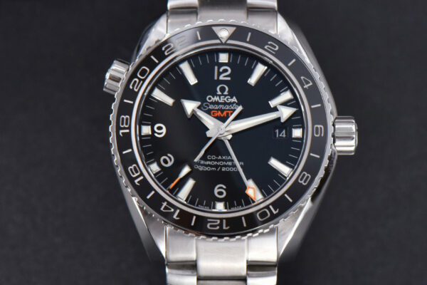 Planet Ocean 600m GMT 43.5mm VSF Black Dial SS Bracelet A8906