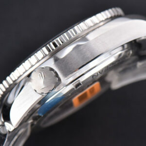 Planet Ocean 600m GMT 43.5mm VSF Black Dial Orange Marker SS Bracelet A8906 - Image 24